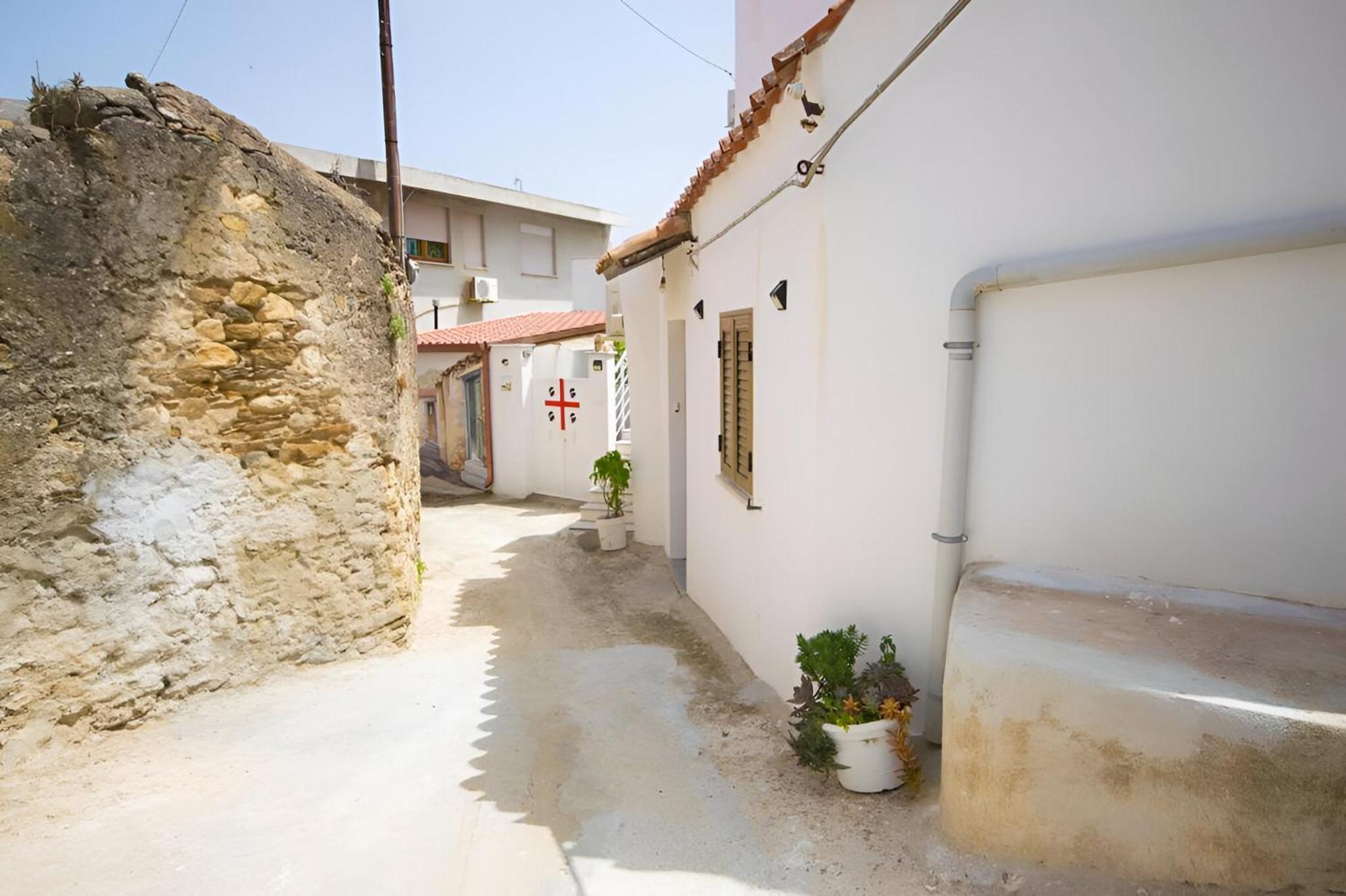 La Corte Sarda Centro Storico A 5Min Di Auto Dal Mare Siniscola Exterior photo